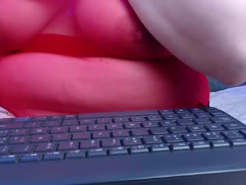 velvett_blonde