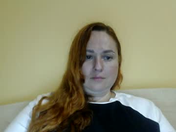 zara_red