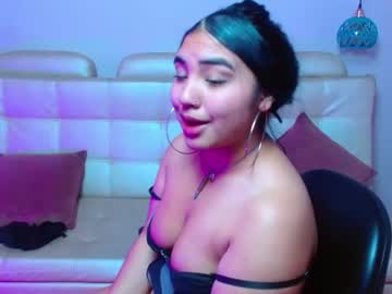 abril_stoone