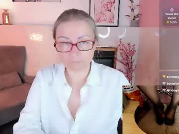 alexandra_kind