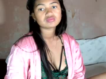 delorahoneyy