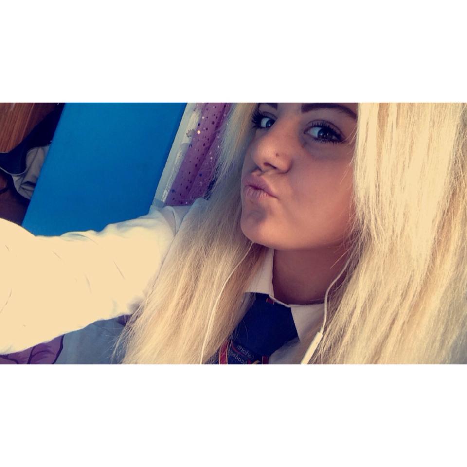 Big boobed blonde 18yo Facebook girl — 27