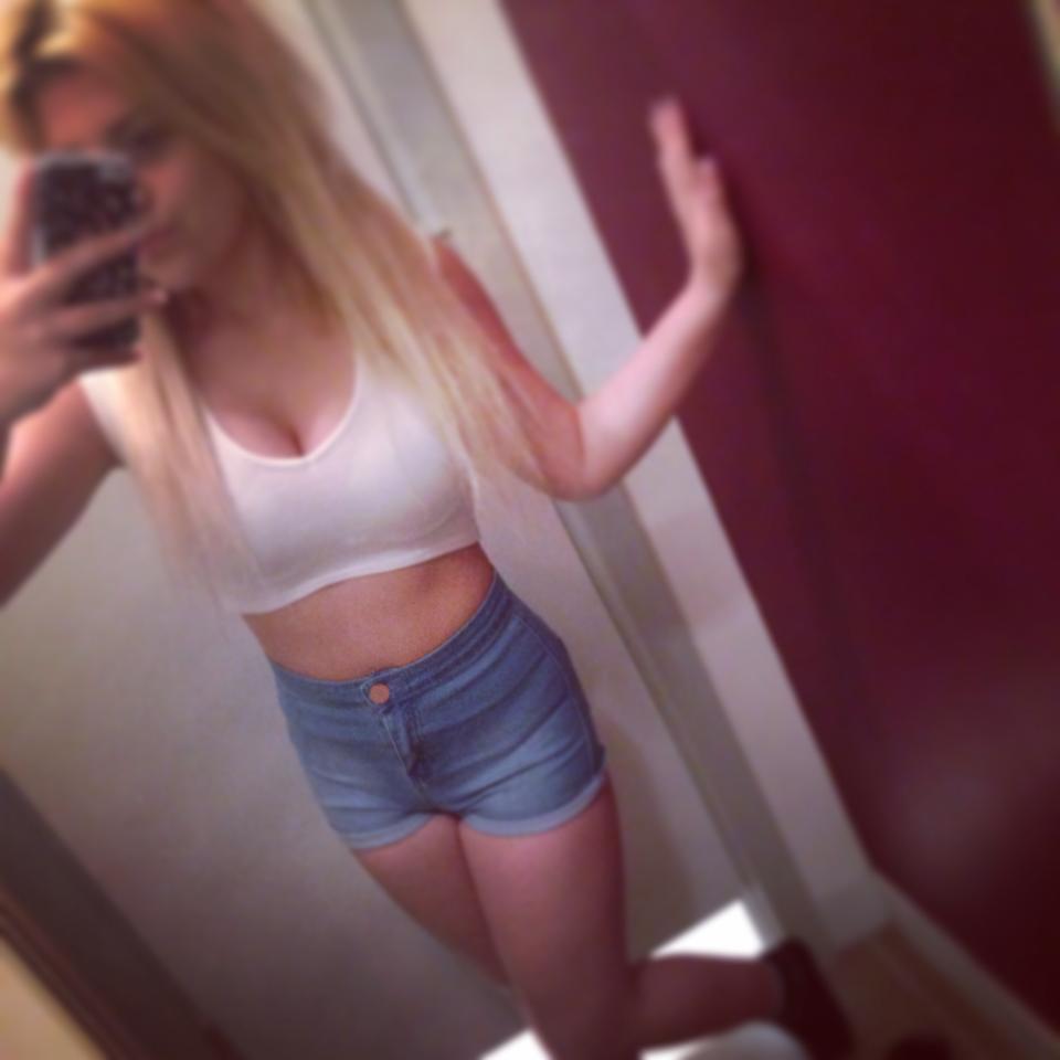 Big boobed blonde 18yo Facebook girl — 26