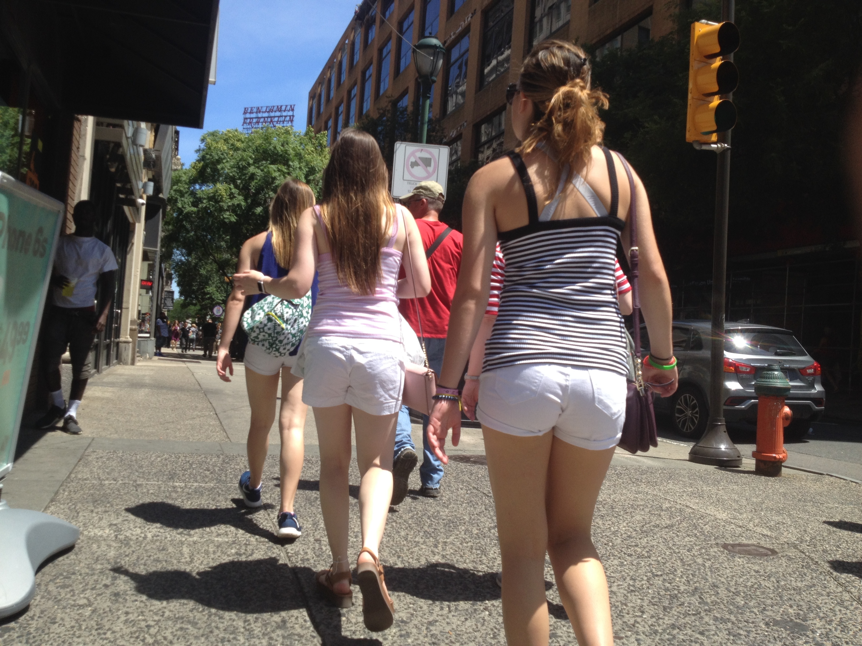 Candid Teen VPL in the City — 33