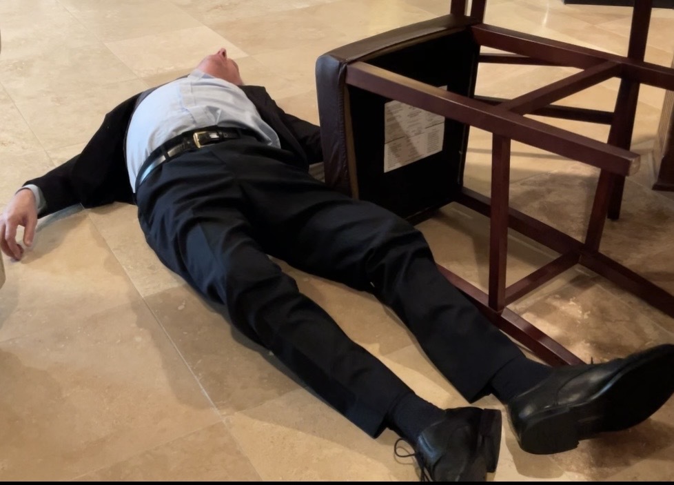 Bar owner shot dead and clothing cut off — 6