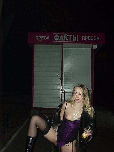Amateur websluts in need - keep reposting — 8
