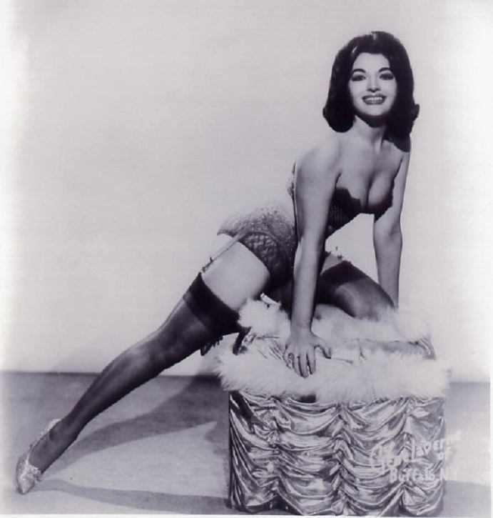 Vintage Burlesque Dancers — 13