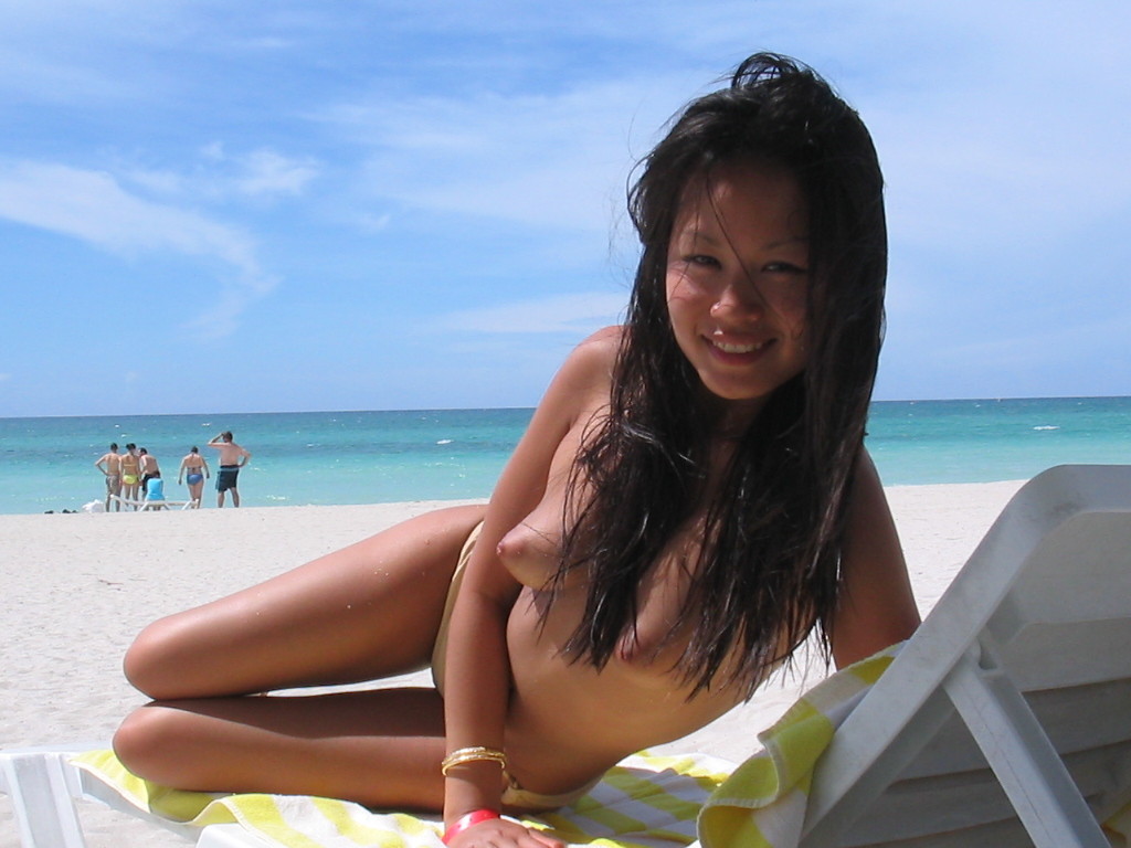 Sexy Asian on Vacation — 11