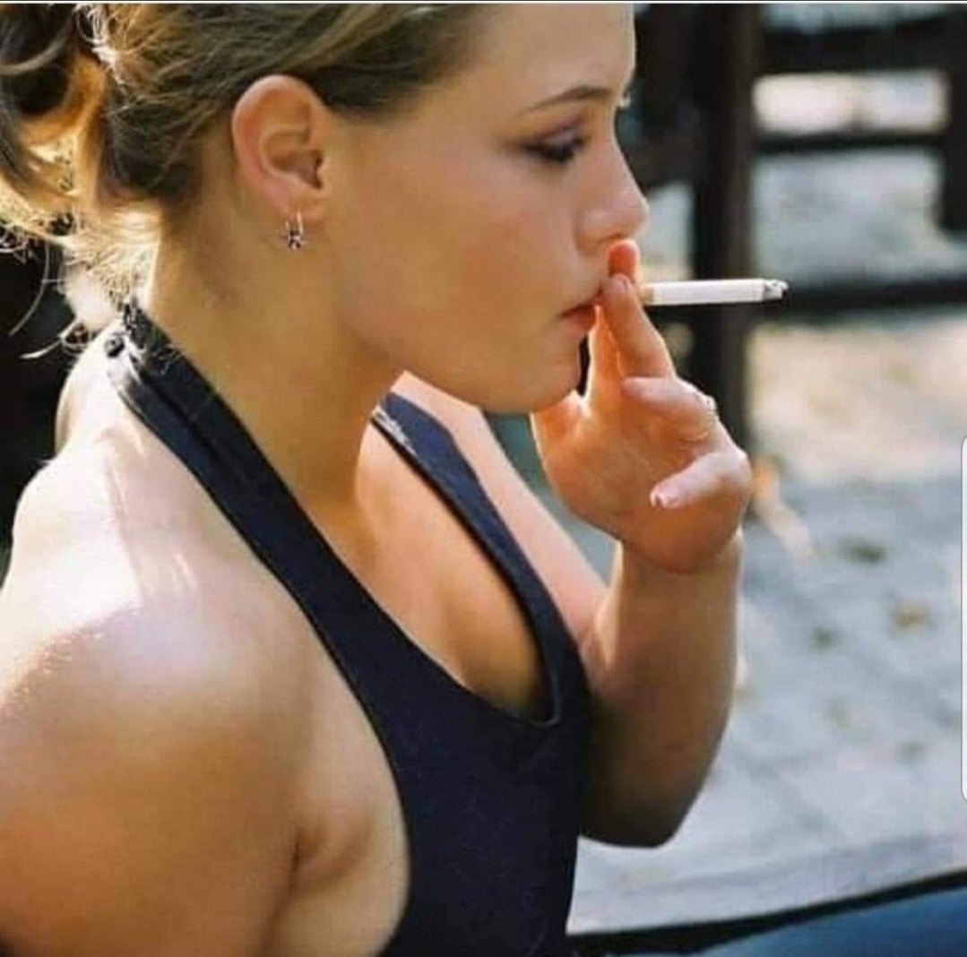 Sexy smoking — 7