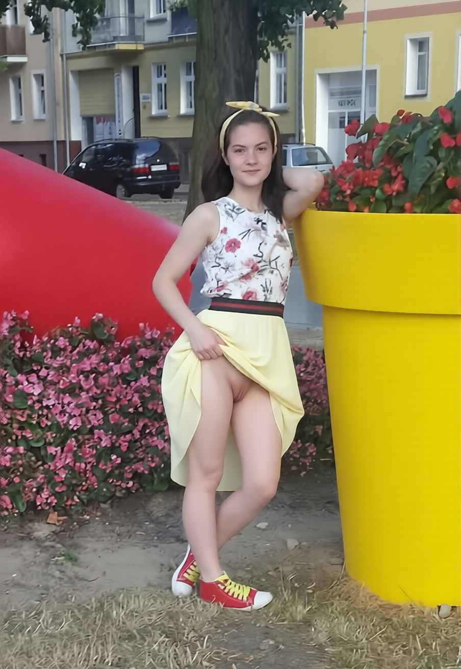 Teen Exhibitionist in Public — 6