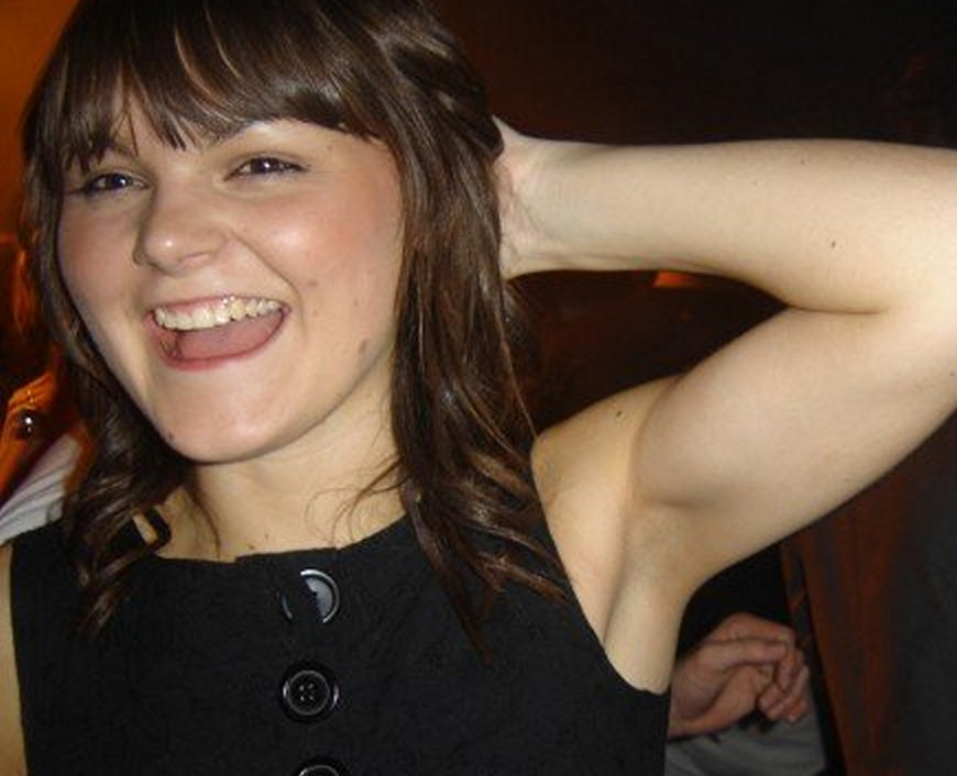 British UK girls showing sexy shaven armpits — 12