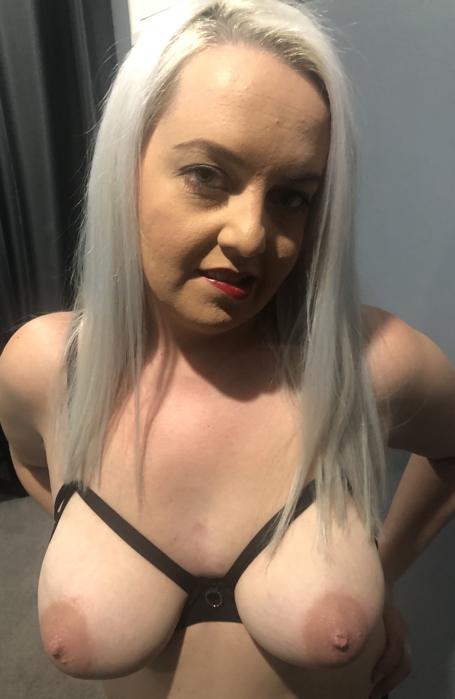 Australian Porn Star Curvy Blonde — 9