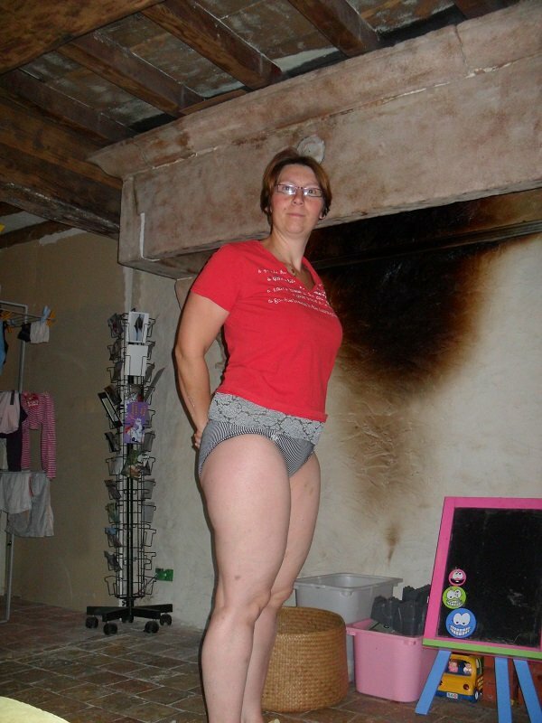 Mature hairy preggo — 10